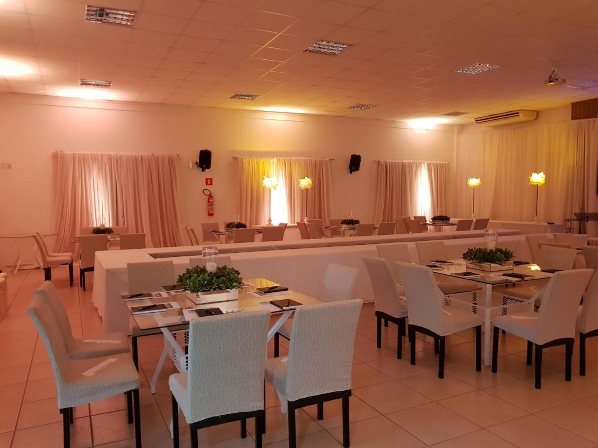 Hotel Das Palmeiras Паракату Екстериор снимка